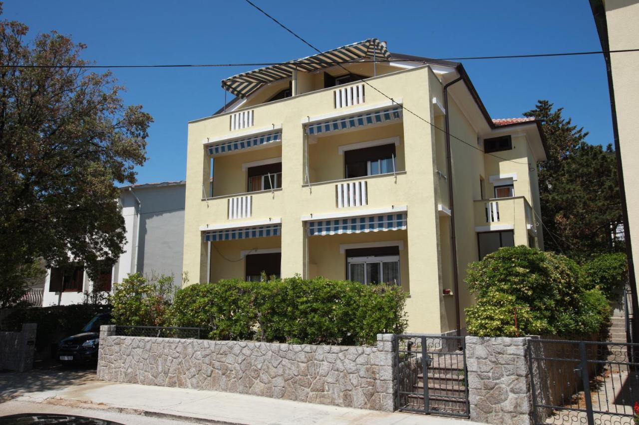 Studio Apartments Cavrak With Terrace Baska  Ngoại thất bức ảnh