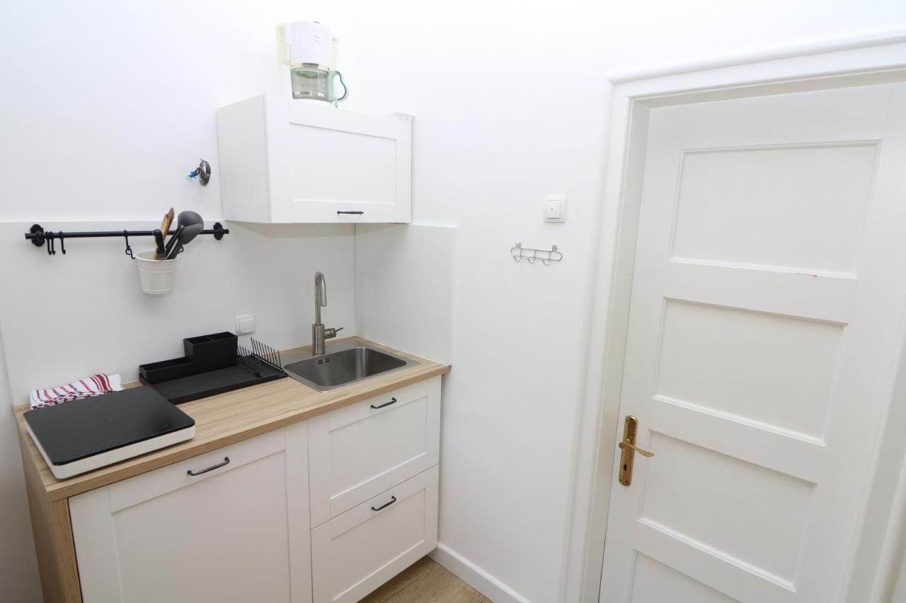 Studio Apartments Cavrak With Terrace Baska  Ngoại thất bức ảnh