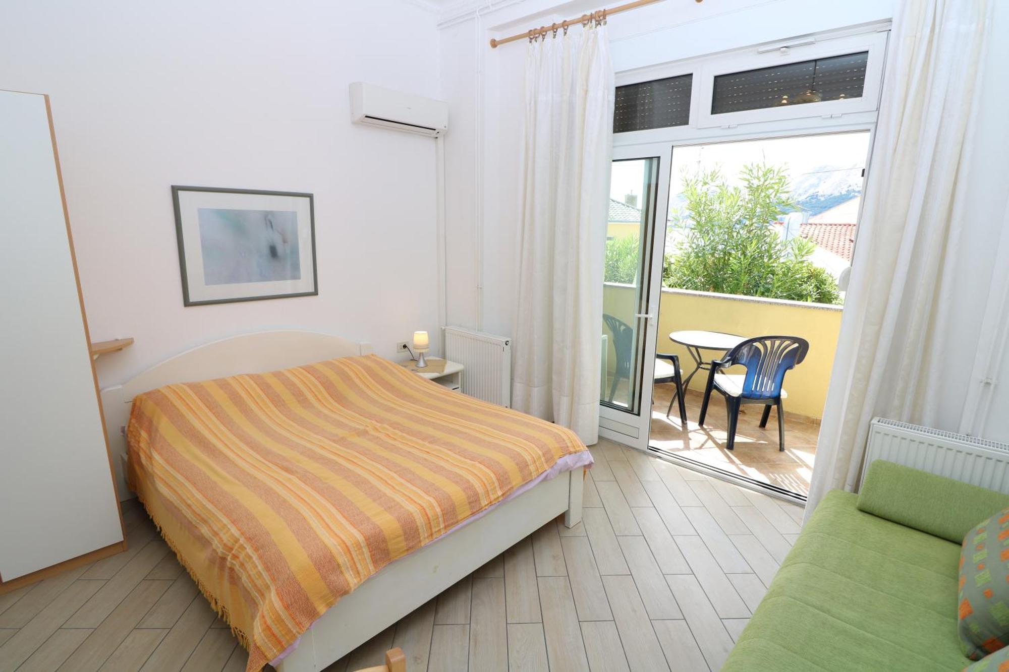 Studio Apartments Cavrak With Terrace Baska  Phòng bức ảnh