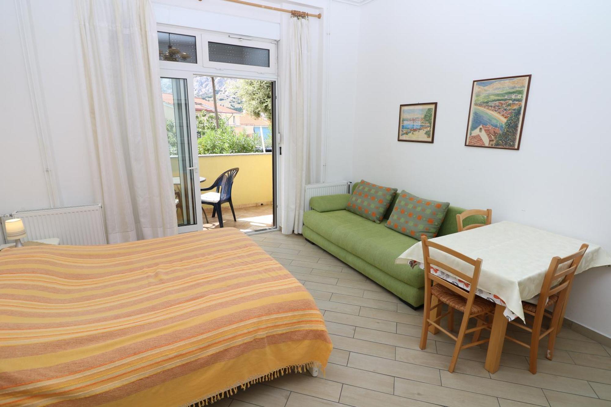 Studio Apartments Cavrak With Terrace Baska  Phòng bức ảnh
