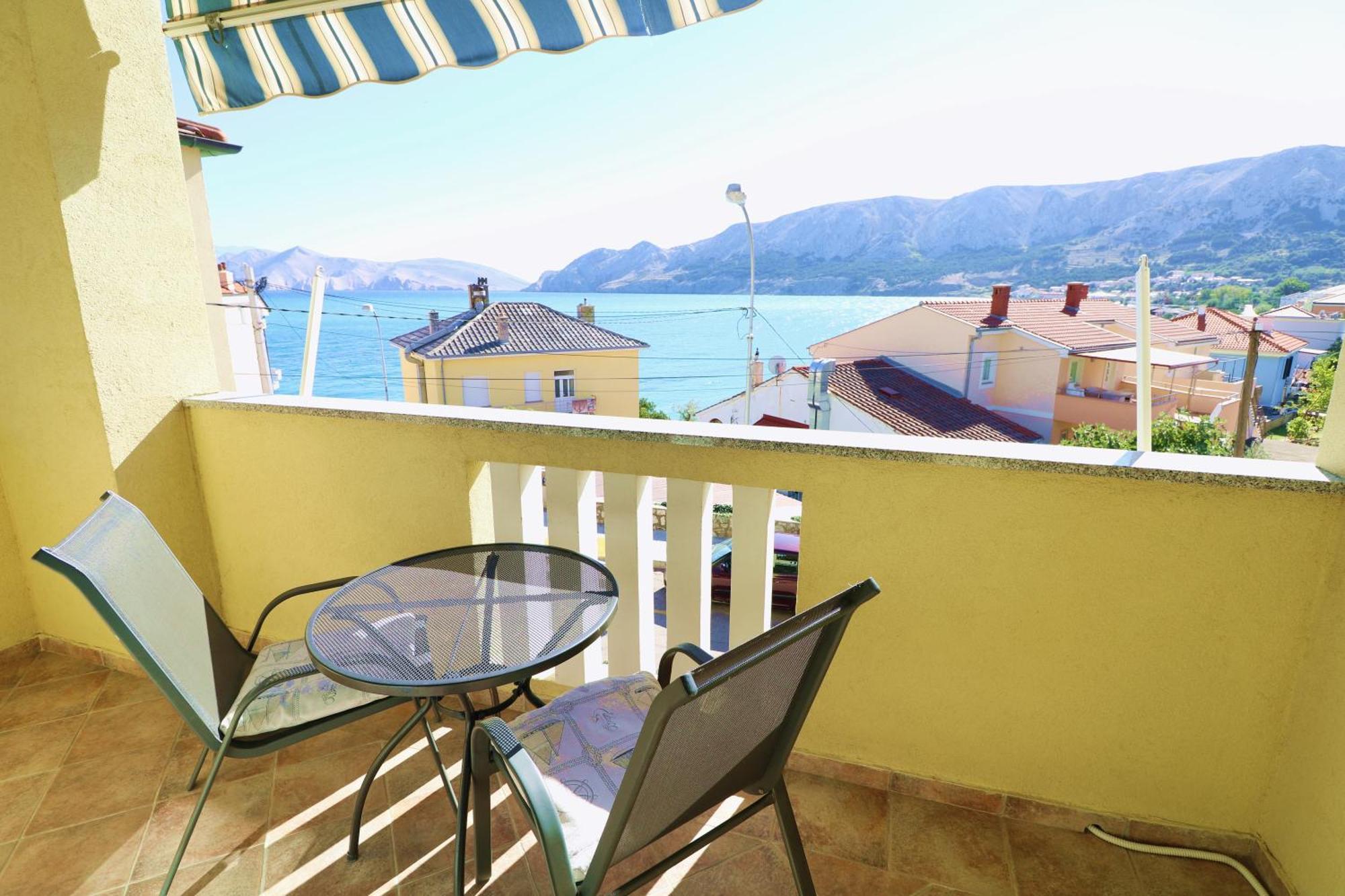 Studio Apartments Cavrak With Terrace Baska  Phòng bức ảnh